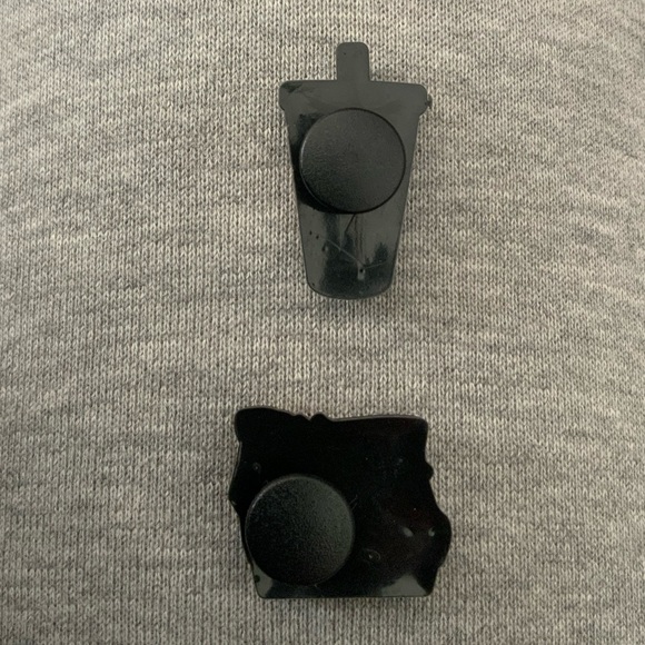 $7 for both Croc charms - Picture 2 of 3